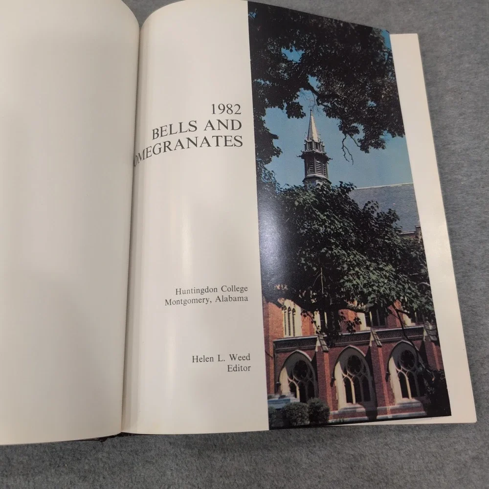 1982 Bells and Pomegranates Huntingdon College‎ Yearbook Montgomery Alabama VG+ - Picture 3 of 5
